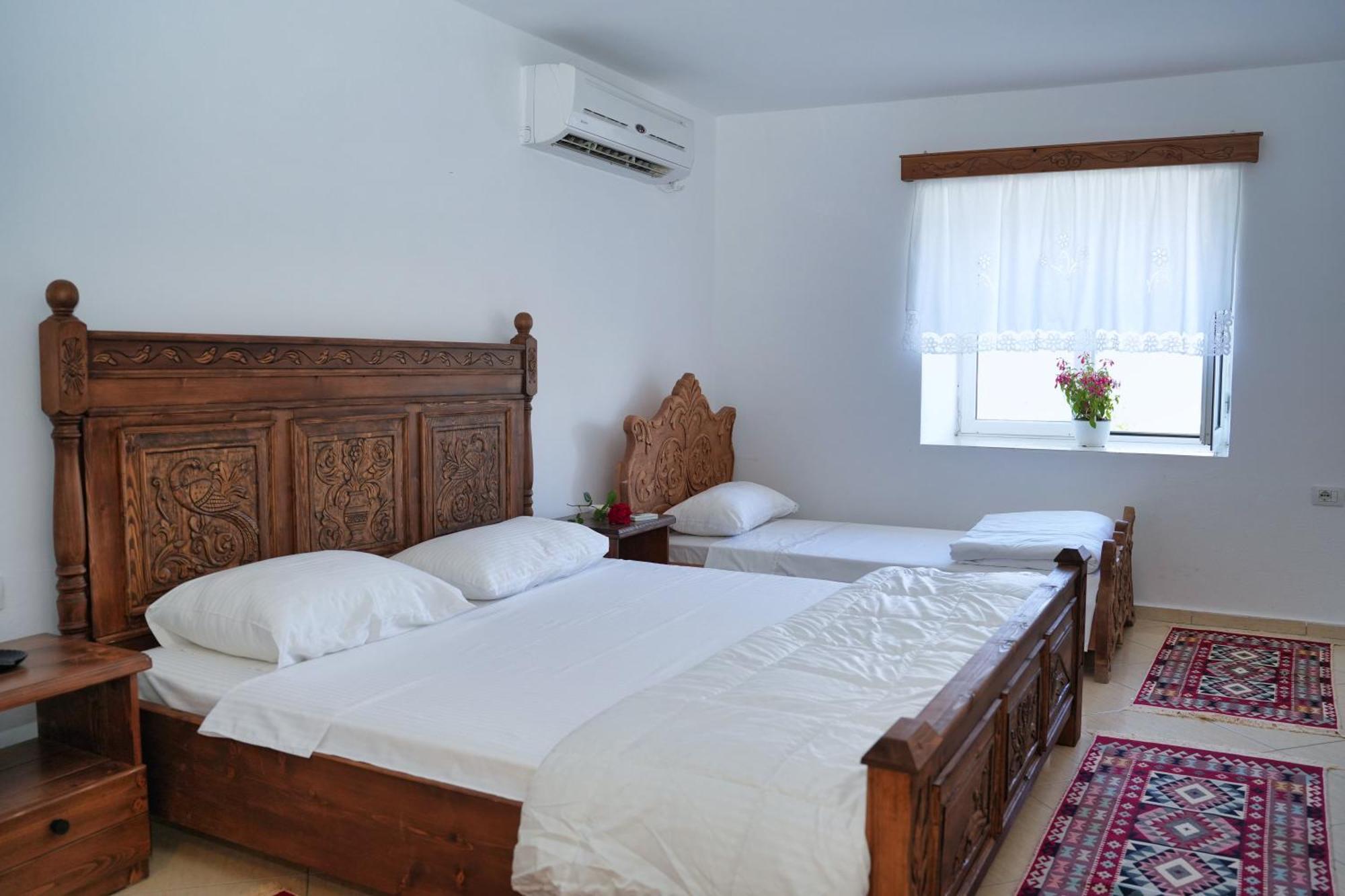 Guri Guesthouse Gjirokastër 외부 사진