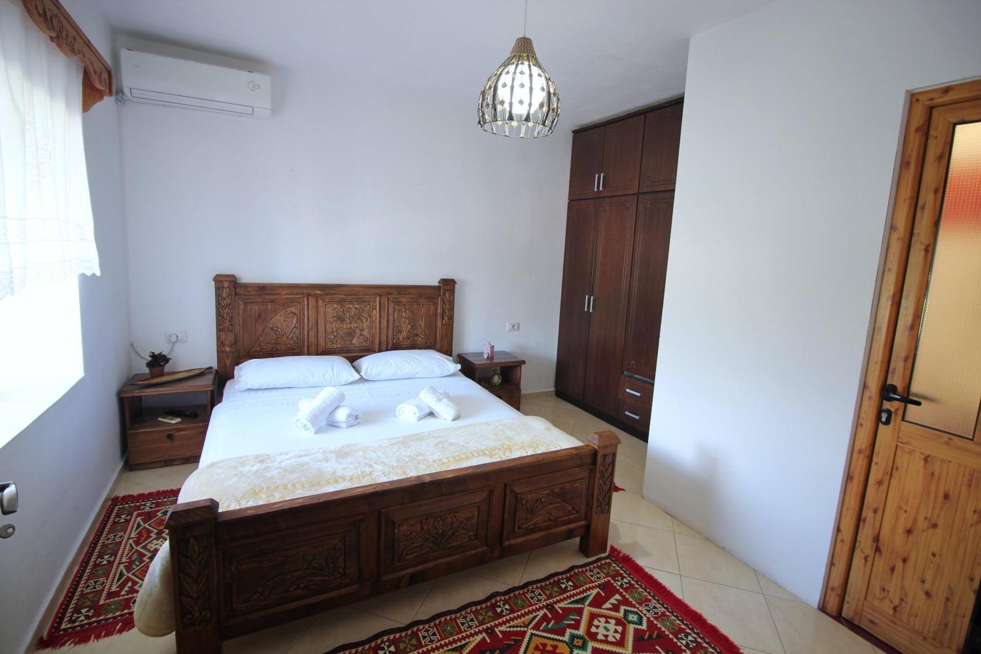Guri Guesthouse Gjirokastër 외부 사진
