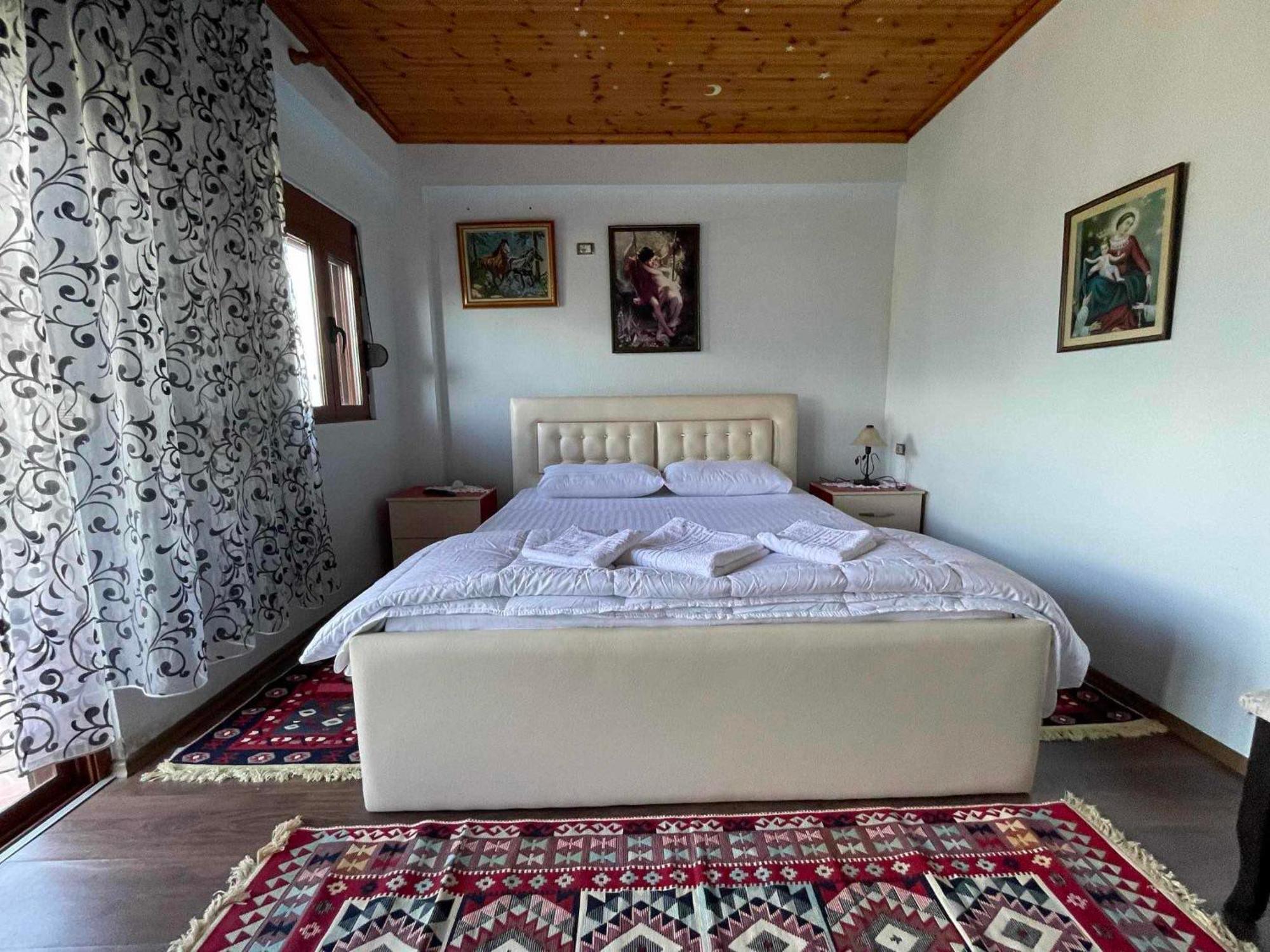 Guri Guesthouse Gjirokastër 외부 사진