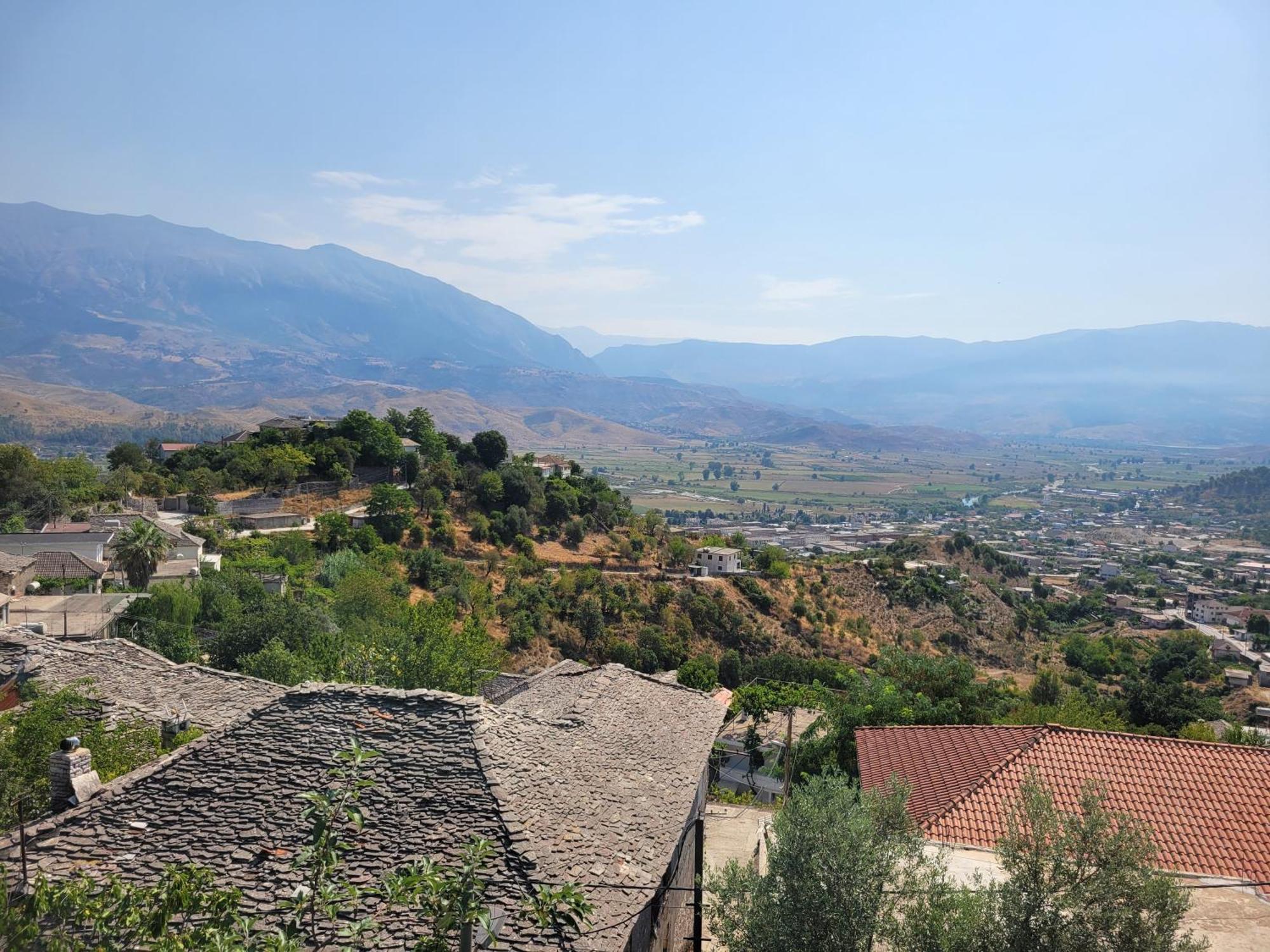 Guri Guesthouse Gjirokastër 외부 사진